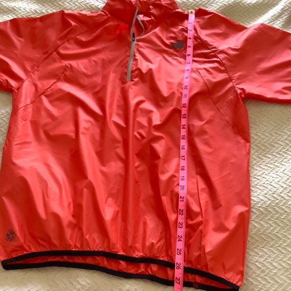 New Balance lightweight running windbreaker jacket - Picture 5 of 10